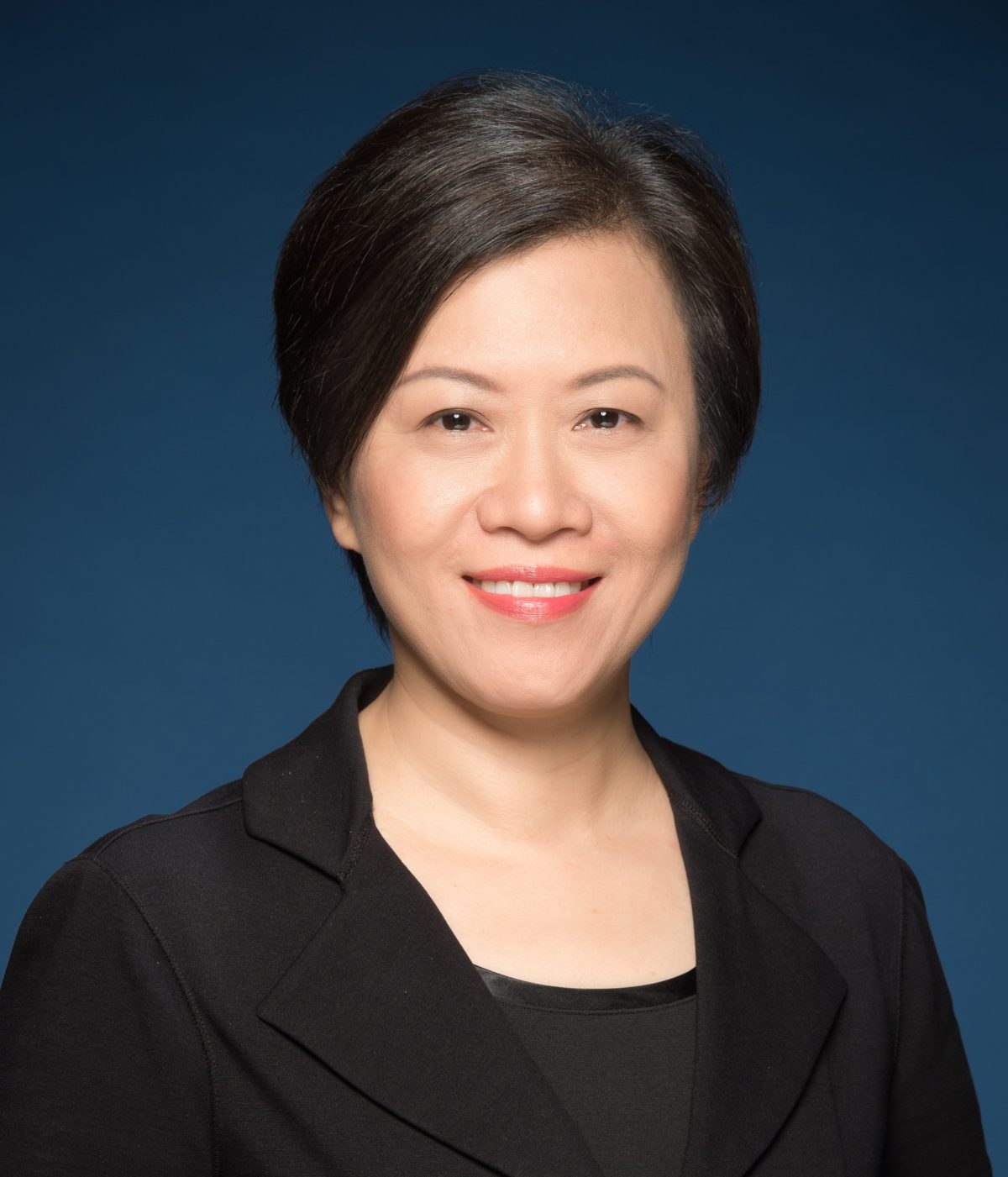 Dr. Clara Kan